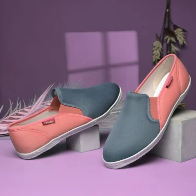Soft cushioned insole